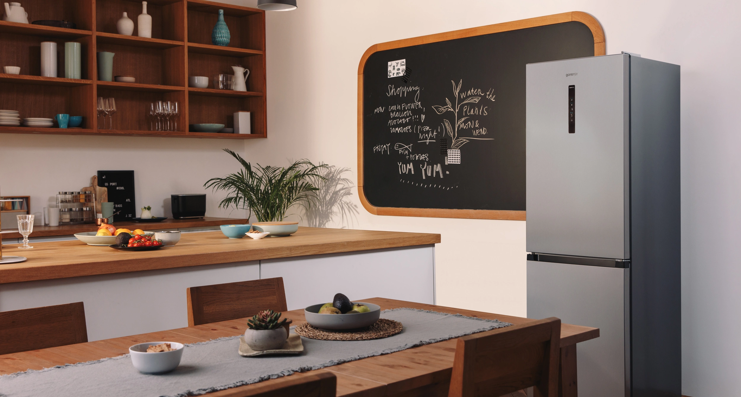 SI_ML_Originalni_rezervni_deli_in_dodatki_za_Gorenje_hladilnike_img2_2500x1340.webp